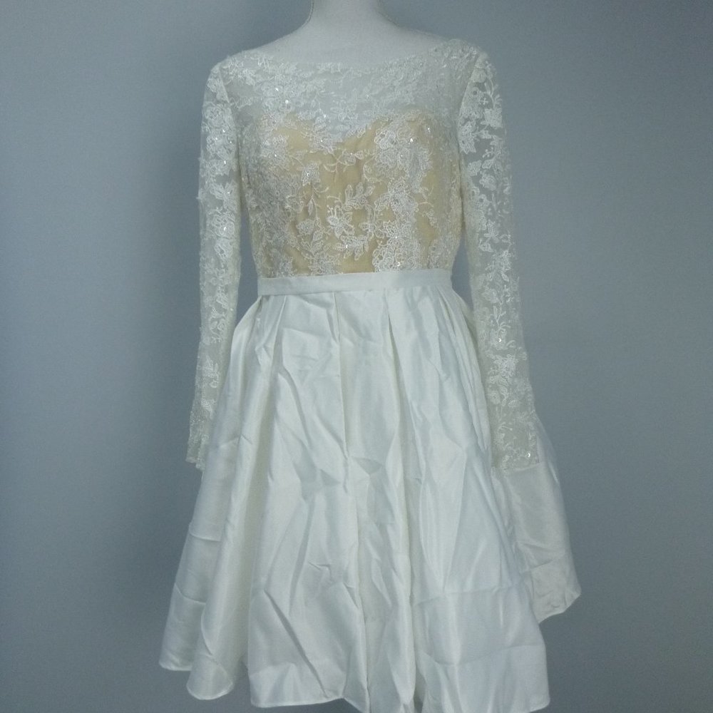 JJ's House White Beige Lace Overlay A-Line Prom Dress Sz 10 215659 Long Sleeve
